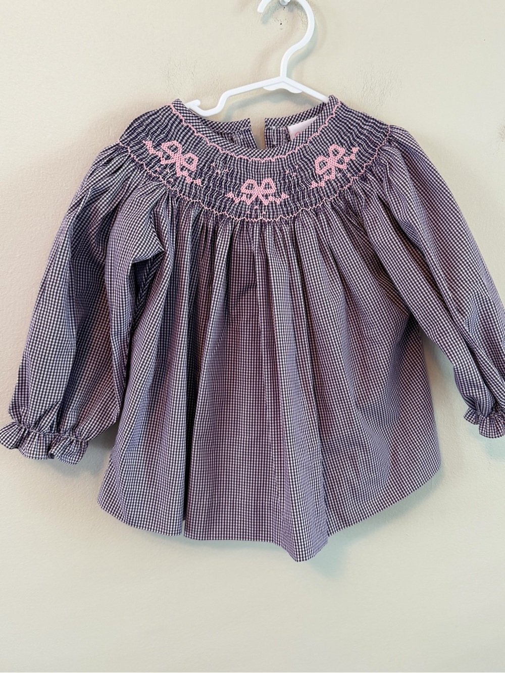 Stitchy Fish Smocked Ribbon Long Sleeve Top